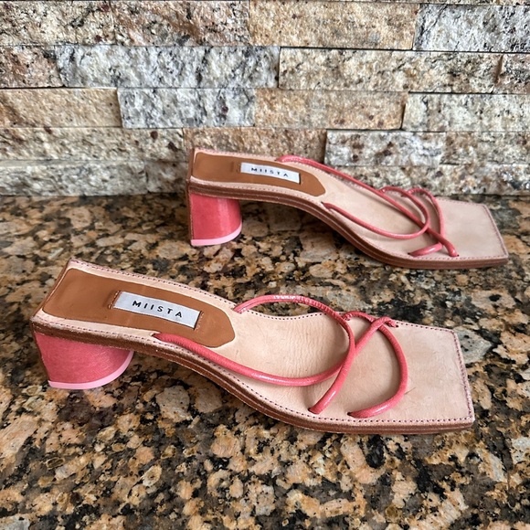 Miista Jenna Tea Rose Patent Sandals - Picture 4 of 10